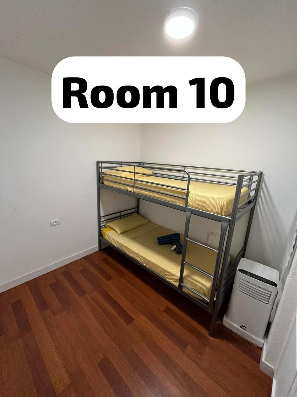 B&B Paraiso Tenerife Super Economy Rooms Airport Лос Абригос Екстериор снимка